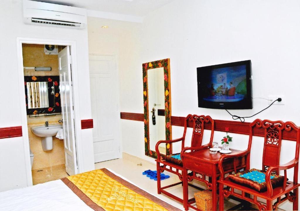 Hoang Thanh Thuy Airport Hotel 1 - Gan Am Thuc Dem Cho Hoang Hoa Tham Ho Chi Minh City Bagian luar foto