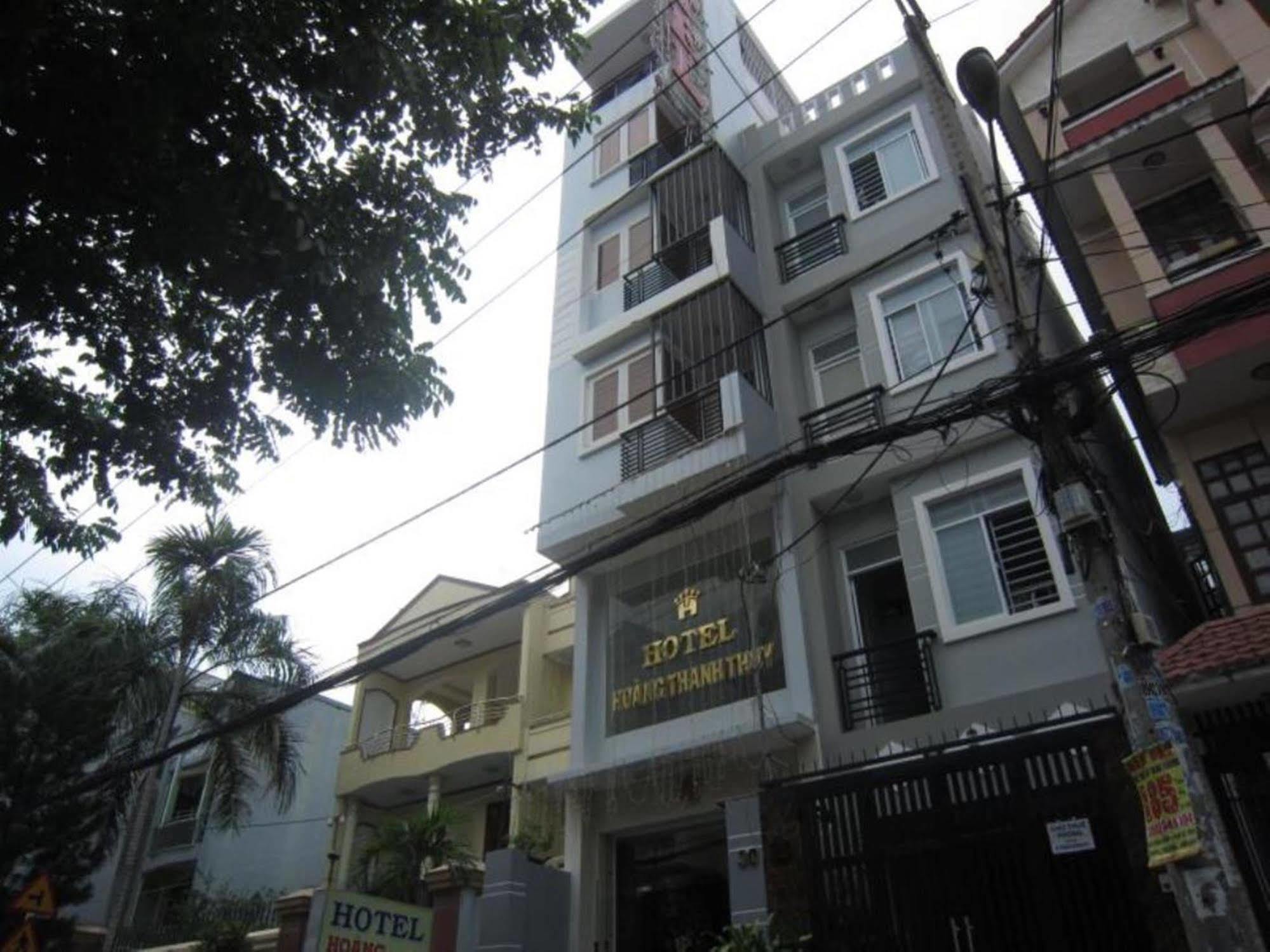 Hoang Thanh Thuy Airport Hotel 1 - Gan Am Thuc Dem Cho Hoang Hoa Tham Ho Chi Minh City Bagian luar foto