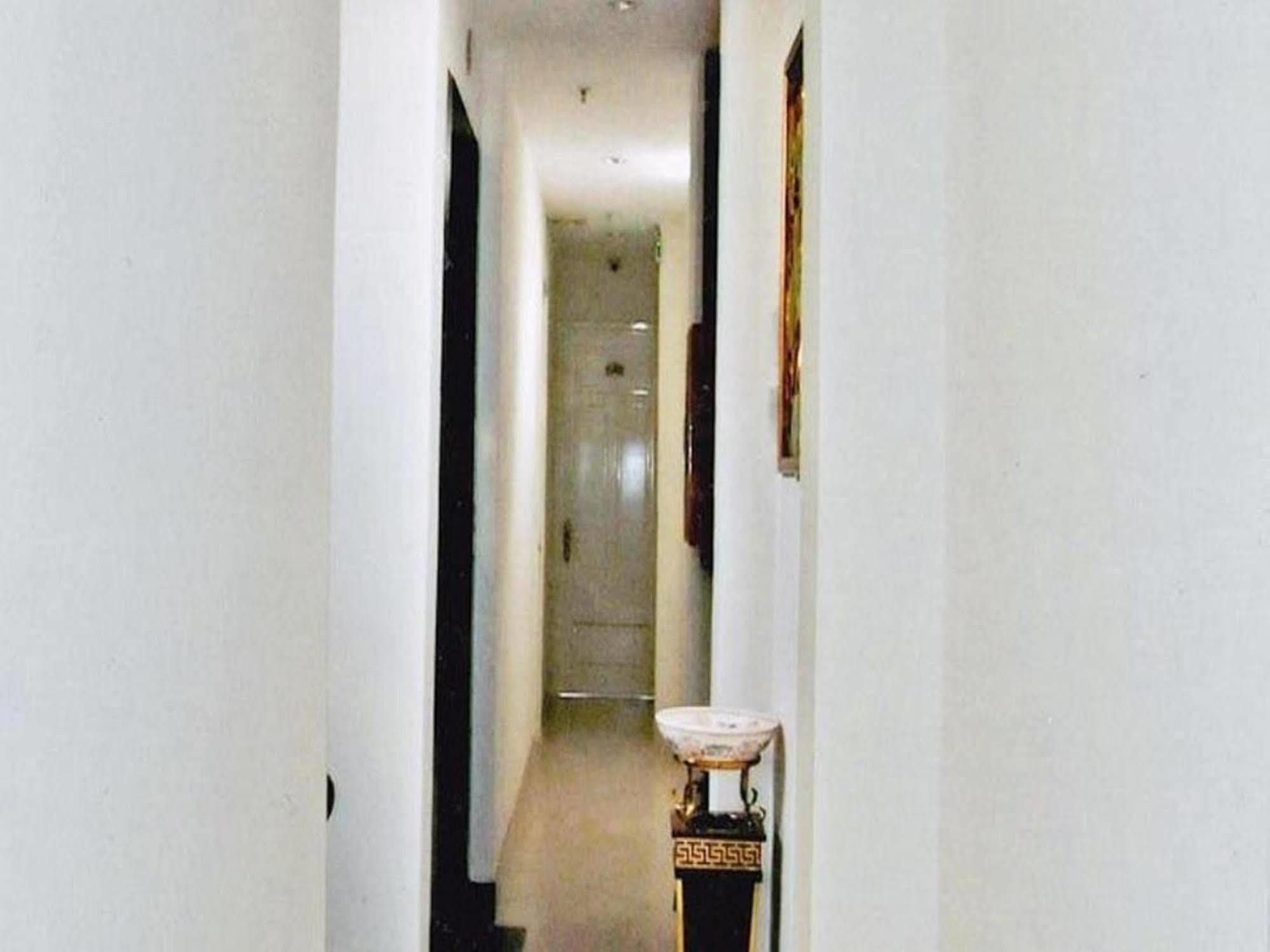 Hoang Thanh Thuy Airport Hotel 1 - Gan Am Thuc Dem Cho Hoang Hoa Tham Ho Chi Minh City Bagian luar foto